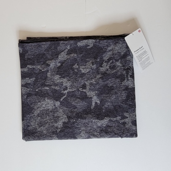 NWT Lululemon Incognito Camo Vinyasa‎ Scarf - Picture 3 of 5